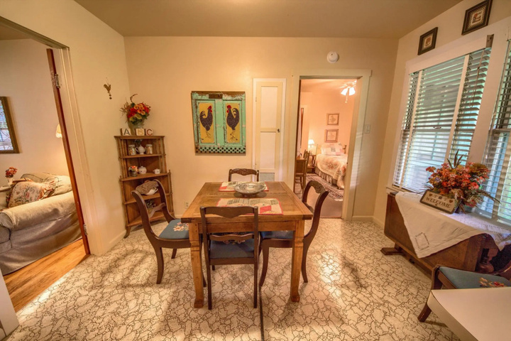 Room 4 of 14