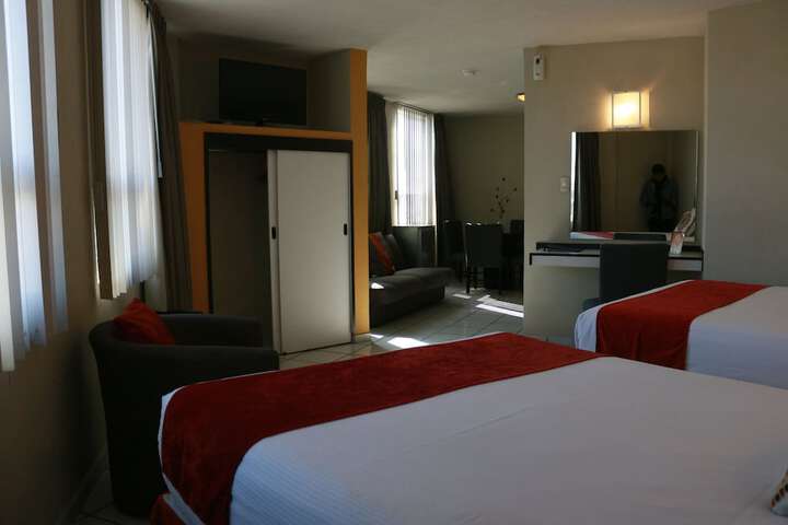 Room 13 of 79