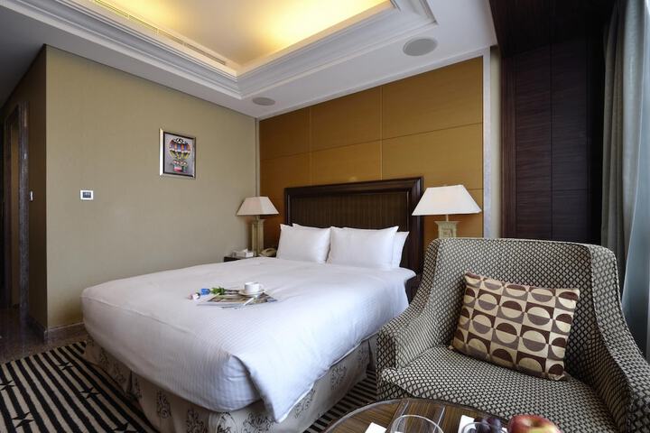 Room 75 of 101