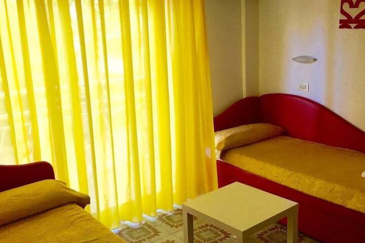 Room 8 of 65