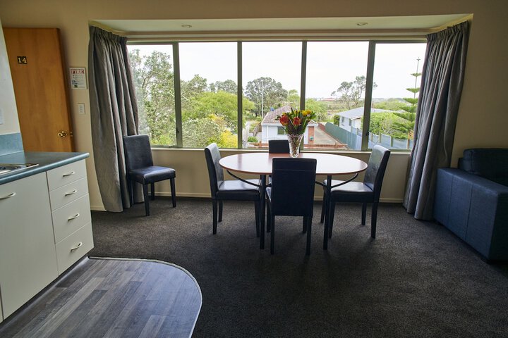 Room 19 of 42