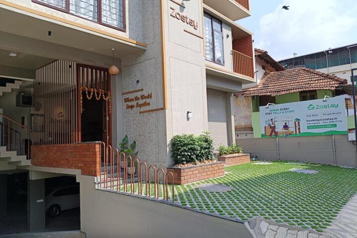 Zostay Urban Retreat