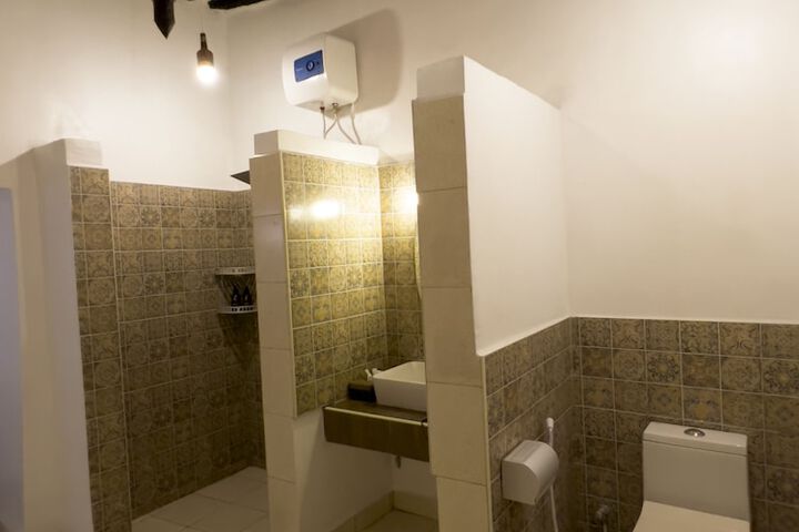 Room 42 of 55