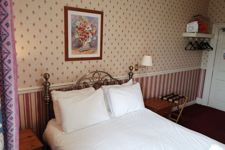 Room 34 of 86