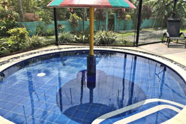 Pool 22 of 37