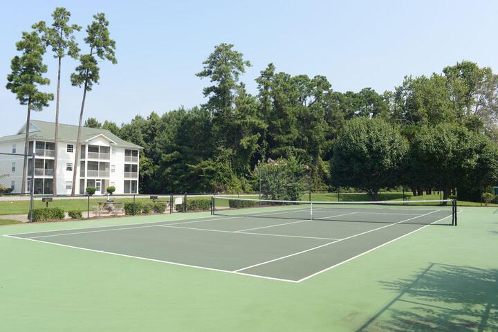 Photo of River Oaks Golf Villas