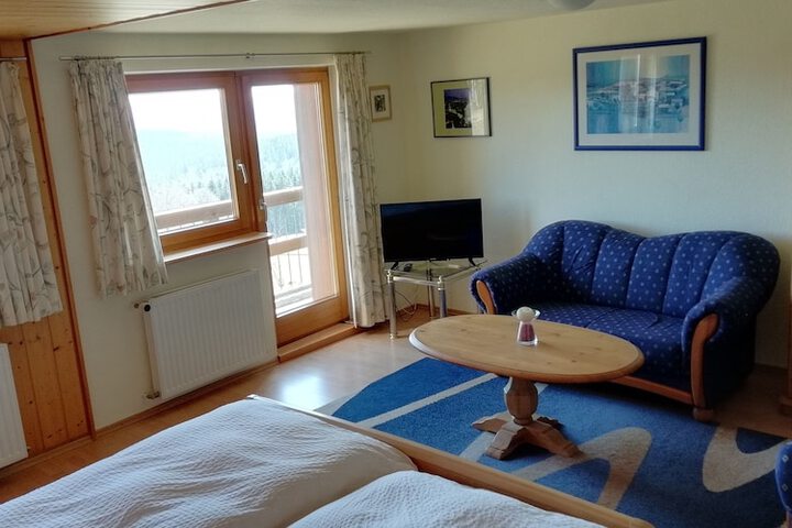 Room 16 of 39