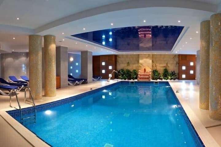Pool 23 of 44