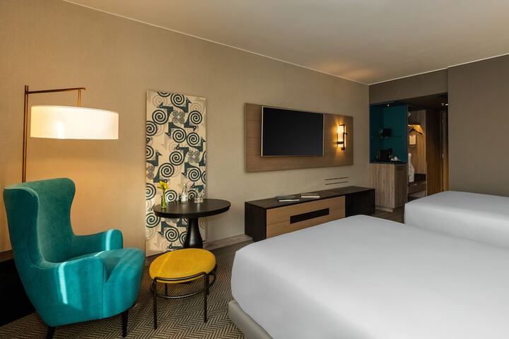 Room 25 of 116