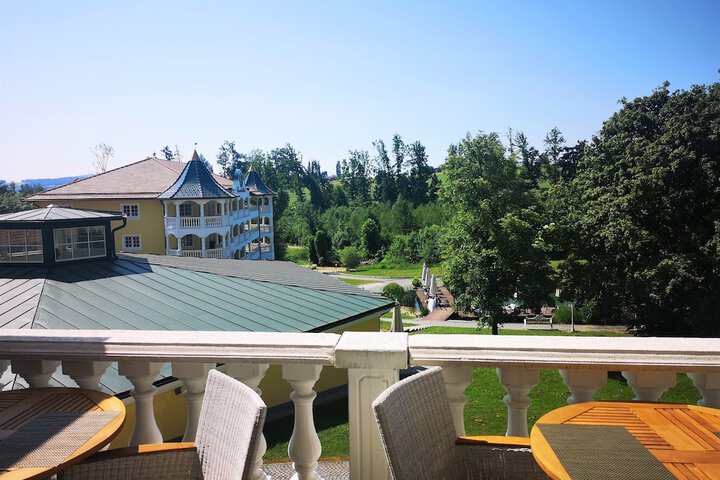 Terrace/Patio 7 of 43