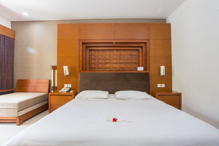 Room 13 of 91