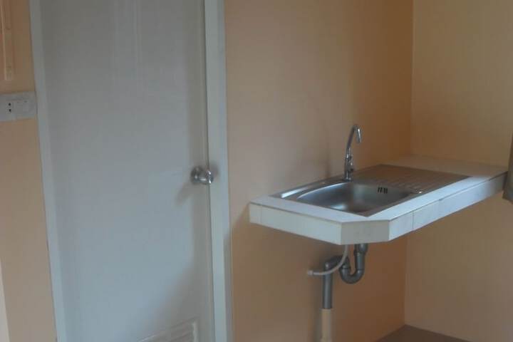 Room 16 of 60