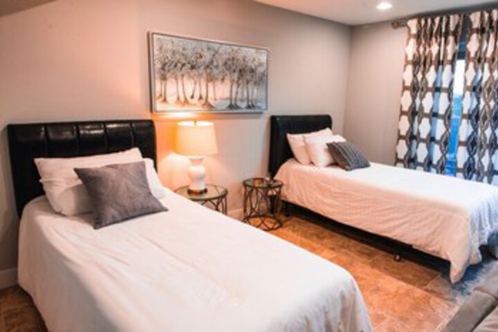 Room 49 of 54