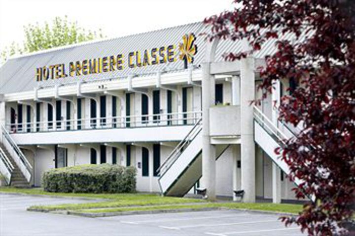 Exterior of Première Classe Lourdes