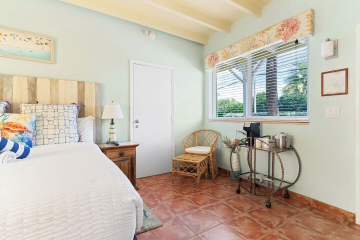 Room 2 of 7