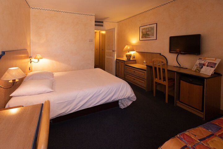 Room 7 of 59