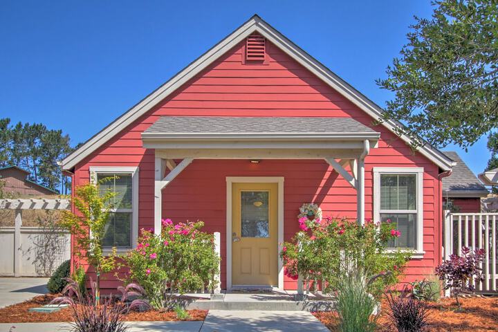 Serene Bungalow-style Home in Point Reyes Station!