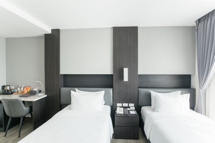 Room 20 of 74