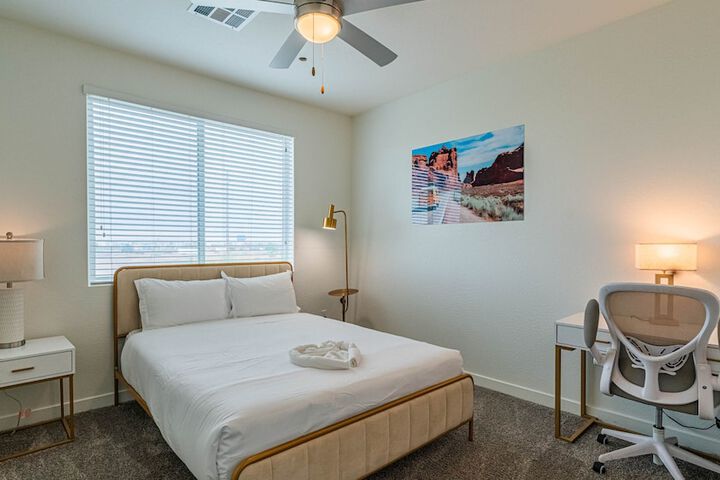 Room 2 of 19