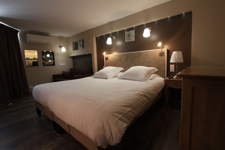 Room 12 of 56