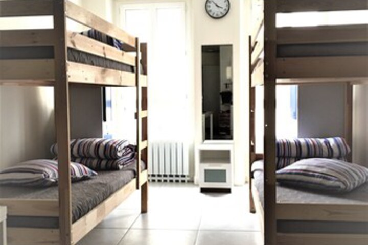 Room 12 of 20