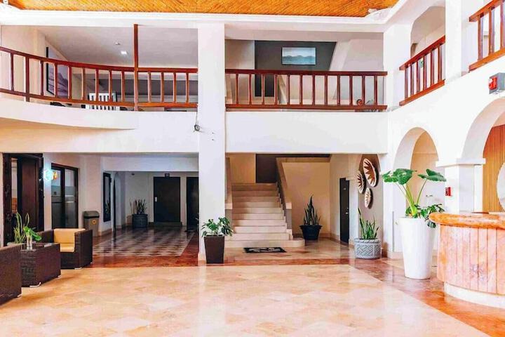 Hotel Interior 6 of 32