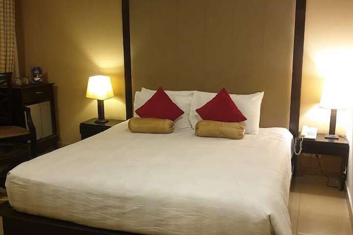 Room 2 of 12