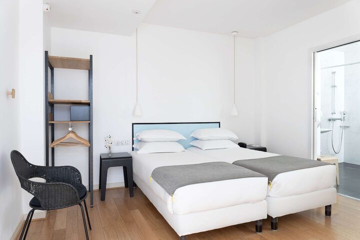 Room 20 of 54