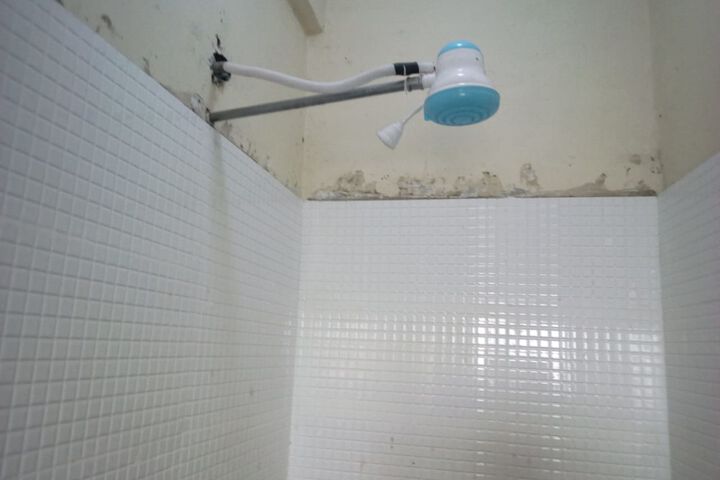 Room 3 of 13