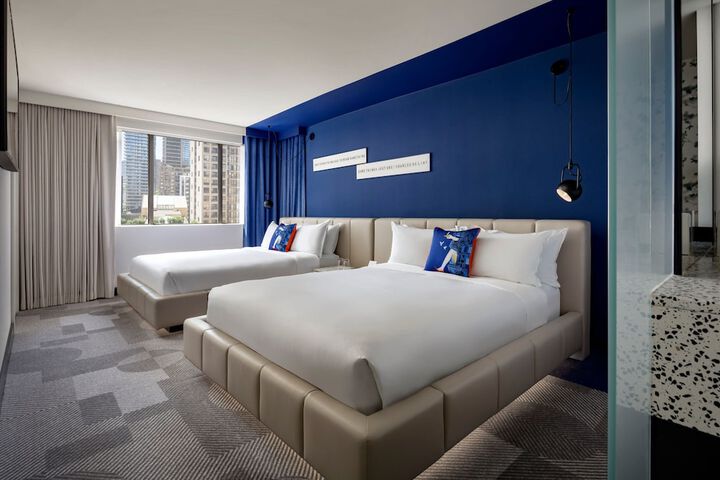 Room 9 of 54