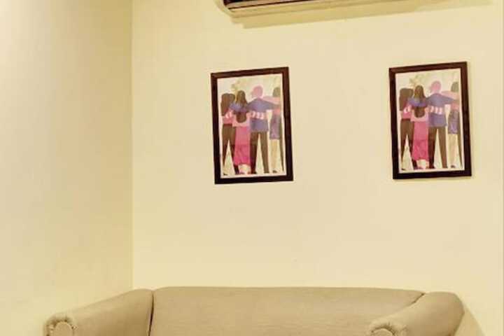 Room 6 of 60