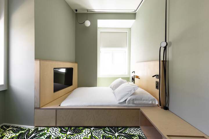 Room 3 of 54