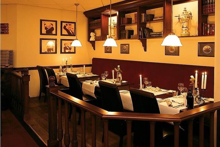 Dining 13 of 47