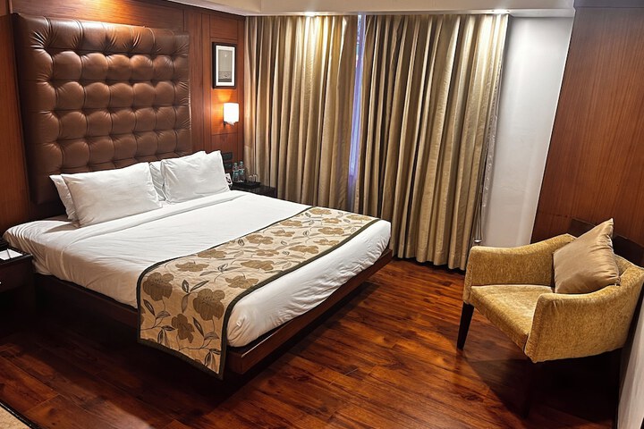 Room 3 of 23
