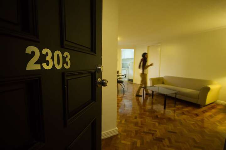 Room 11 of 21