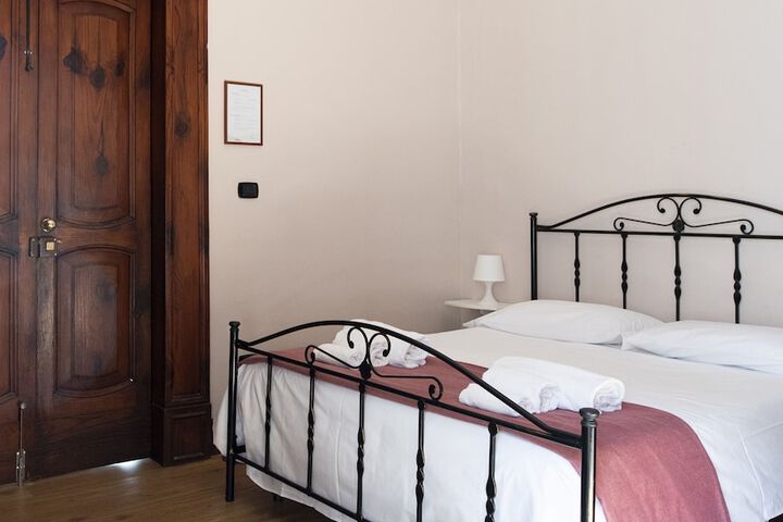 Room 43 of 159