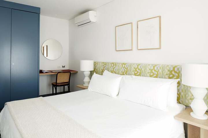Room 8 of 79
