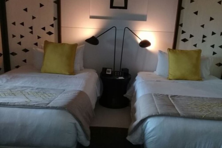 Room 7 of 39