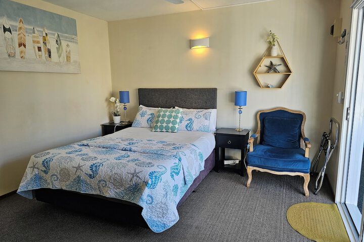 Room 9 of 39