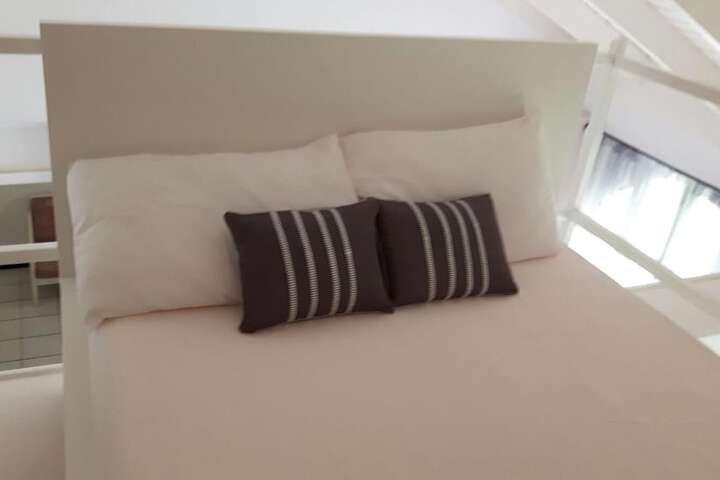 Room 4 of 44