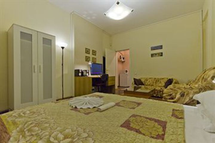 Room 26 of 27