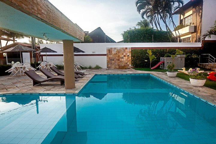 Pool Hotel