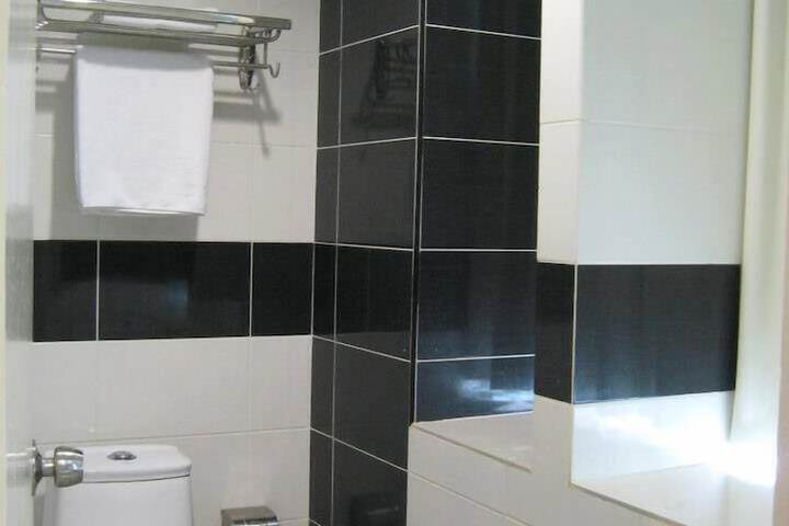 Room 19 of 21