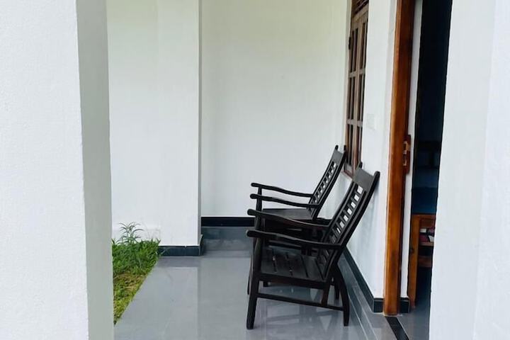 Room 10 of 34