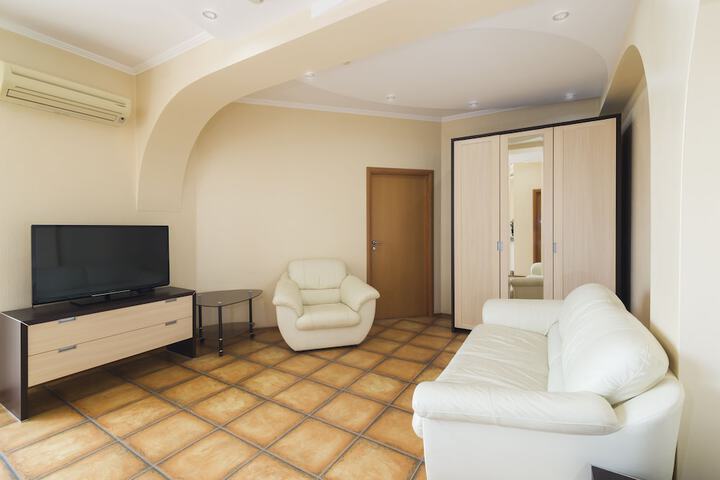 Room 21 of 33