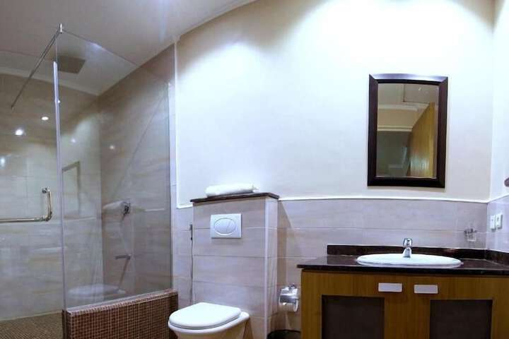 Room 44 of 110