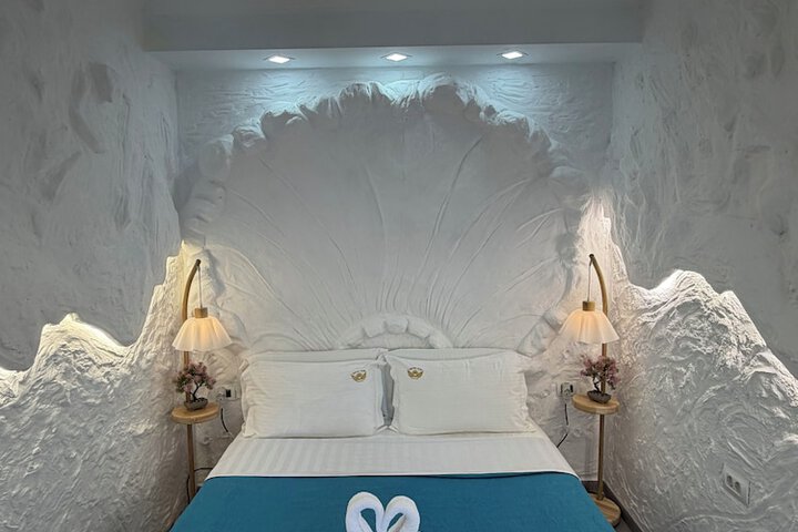 Room 8 of 56