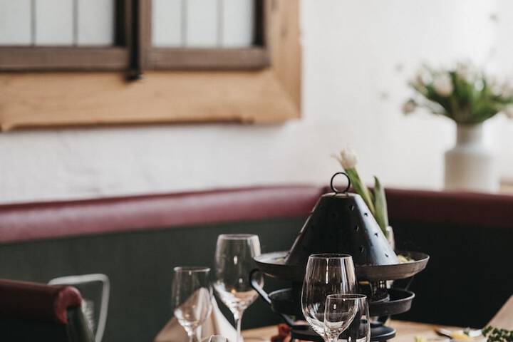 Dining 43 of 62