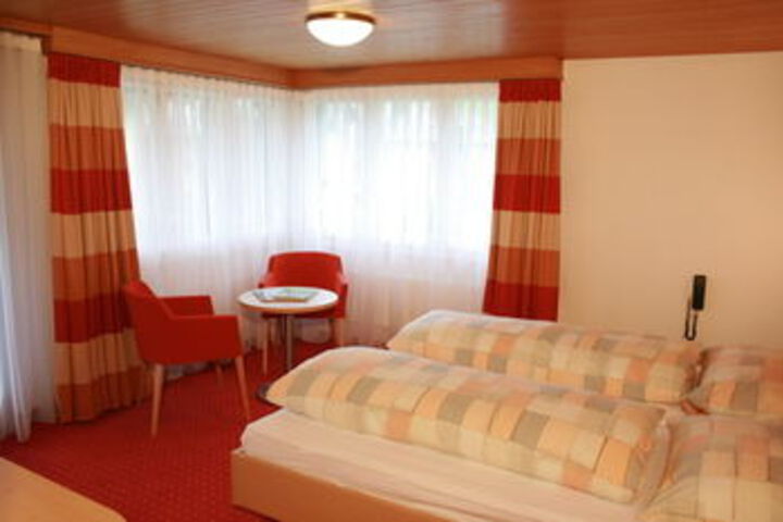 Room 42 of 67