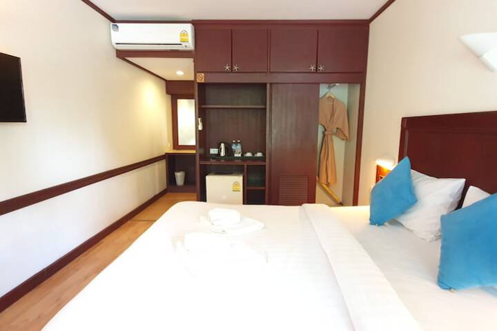 Room 14 of 72
